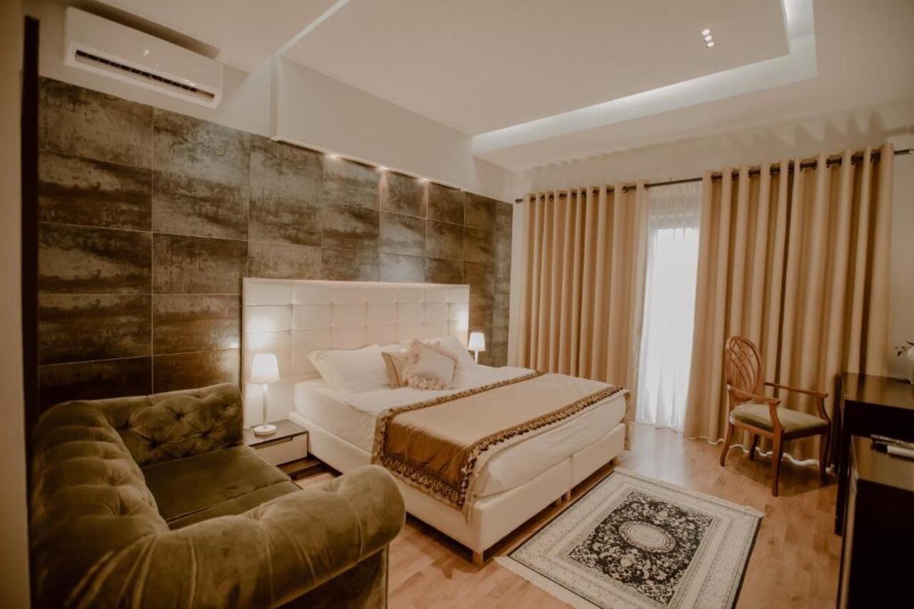 Green House Hotel & Restaurant Tirana Kültér fotó