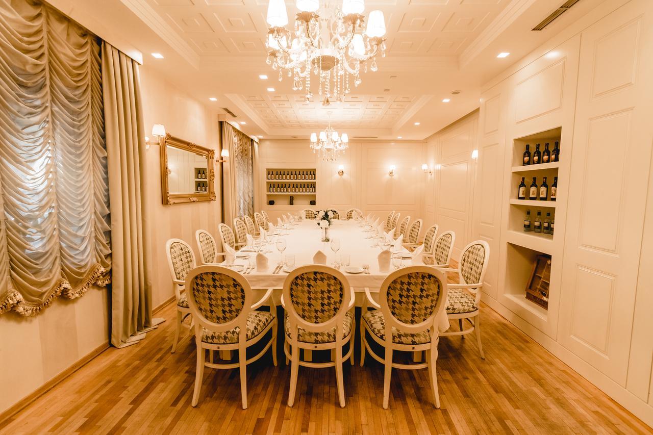 Green House Hotel & Restaurant Tirana Kültér fotó