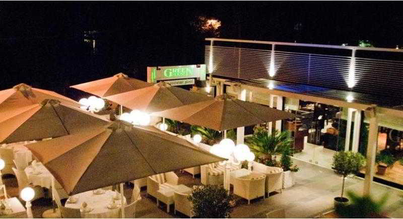 Green House Hotel & Restaurant Tirana Kültér fotó
