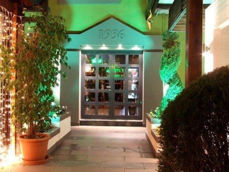 Green House Hotel & Restaurant Tirana Kültér fotó